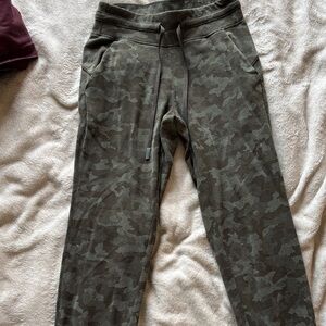 lululemon athletica Kids Green Camo Joggers